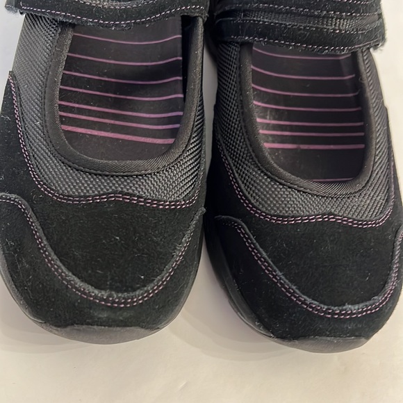 SKECHERS BLACK MARY JANE SHOES SZ 7 - Picture 11 of 11